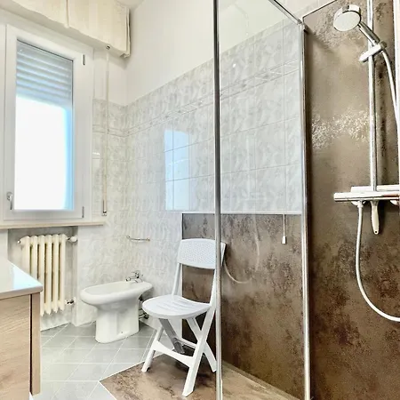 Lägenhet Spazioso E Vicino Al Mare - Casa Mareblu Rimini